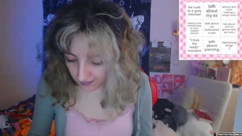 Snapshot of heavenlycreature chatting on 04-29-26, 02:04 Diana online show from 04-29-26, 02:04