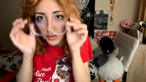 Snapshot of heavenlycreature chatting on 07-06-26, 12:18 Diana online show from 07-06-26, 12:18