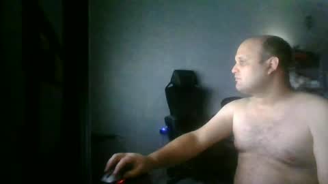 Snapshot of heavy_rebellxc chatting on 06-30-26, 02:34 Heavy Rebell online show from 06-30-26, 02:34