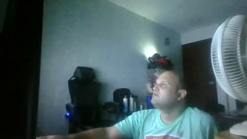 Snapshot of heavy_rebellxc chatting on 07-20-26, 05:55 Heavy Rebell online show from 07-20-26, 05:55