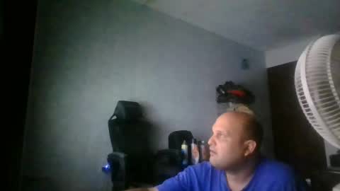 Snapshot of heavy_rebellxc chatting on 07-25-26, 07:06 Heavy Rebell online show from 07-25-26, 07:06