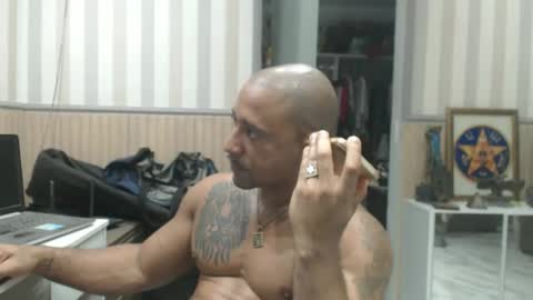 Snapshot of hebertgomes chatting on 01-12-25, 06:59 hebertgomes online show from 01-12-25, 06:59