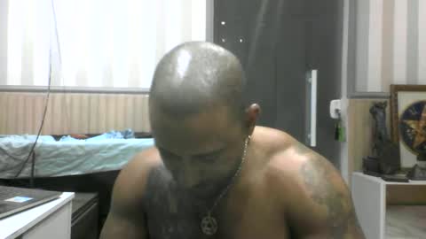 Snapshot of hebertgomes chatting on 01-16-25, 01:06 hebertgomes online show from 01-16-25, 01:06