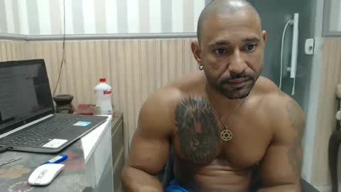 Snapshot of hebertgomes chatting on 06-25-26, 06:01 hebertgomes online show from 06-25-26, 06:01