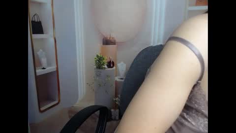 love bug online show from 09-14-25, 07:40