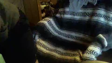 hecomesagain online show from 10-24-25, 07:43