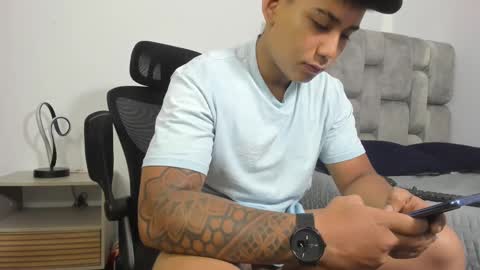  18 online show from 03-05-25, 10:55