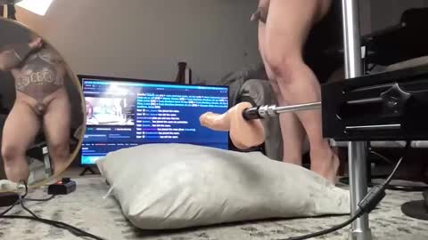 Snapshot of hectorramirezxxx chatting on 03-30-26, 02:01 LockedThug online show from 03-30-26, 02:01