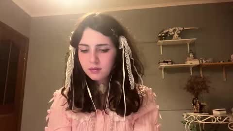 Sarah online show from 12-03-25, 04:49