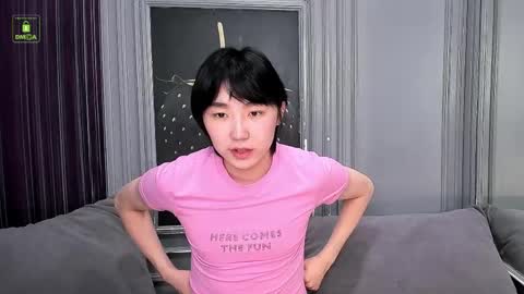 Snapshot of heejinwang chatting on 05-06-26, 04:30 HEEJIN online show from 05-06-26, 04:30