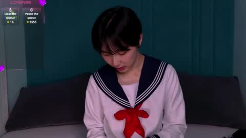Snapshot of heejinwang chatting on 05-15-26, 10:33 HEEJIN online show from 05-15-26, 10:33
