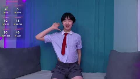 Snapshot of heejinwang chatting on 05-23-26, 04:50 HEEJIN online show from 05-23-26, 04:50