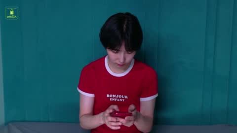 Snapshot of heejinwang chatting on 05-24-26, 04:50 HEEJIN online show from 05-24-26, 04:50