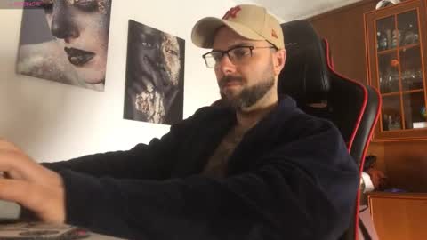 Snapshot of heels4funn chatting on 11-13-25, 08:13 Fran online show from 11-13-25, 08:13