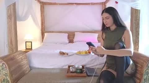 Heidi brunette Foxy red head and Carrie blondie online show from 07-15-26, 02:28