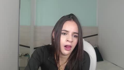 Heidy  online show from 12-23-24, 08:36