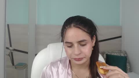 Snapshot of heidy_hoiss chatting on 03-03-25, 11:56 Heidy online show from 03-03-25, 11:56