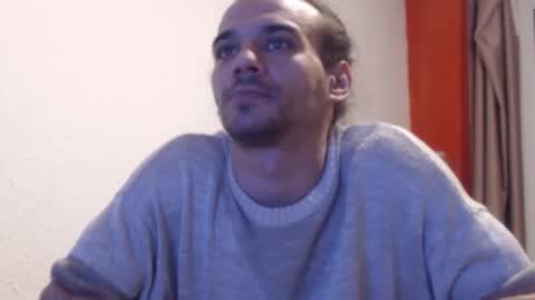 Snapshot of heilanubis chatting on 03-15-26, 10:27 heilanubis online show from 03-15-26, 10:27