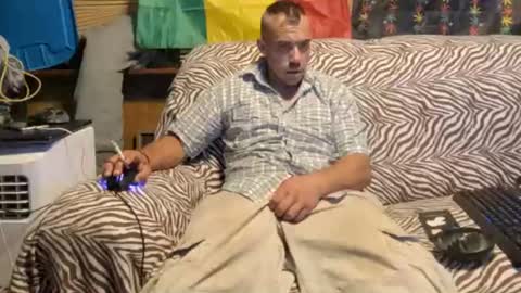 xxScubaStevexx online show from 07-06-26, 07:38
