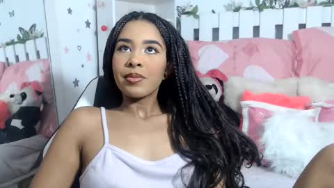 Snapshot of hela_sexy_xx chatting on 05-24-26, 04:39 hella online show from 05-24-26, 04:39