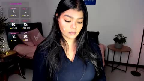 Snapshot of helen_miller chatting on 12-23-25, 02:09 helen_miller online show from 12-23-25, 02:09