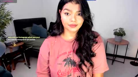 Snapshot of helen_miller chatting on 01-06-26, 07:39 helen_miller online show from 01-06-26, 07:39