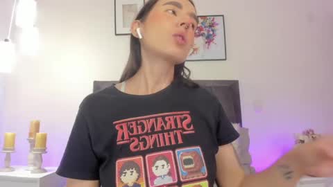 Helen  online show from 04-29-26, 12:42