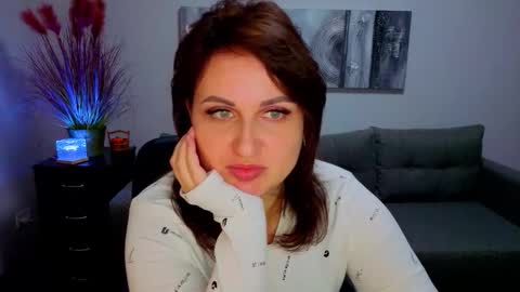 Helen online show from 11-13-25, 06:45