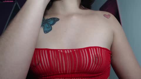 Snapshot of helen_russoo chatting on 01-08-25, 09:12 Helen online show from 01-08-25, 09:12