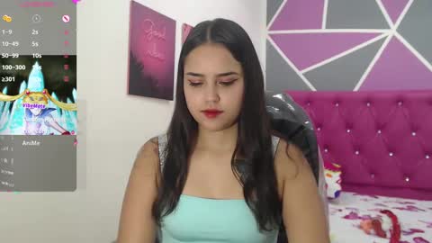 Snapshot of helen_russoo chatting on 02-13-25, 05:44 Helen online show from 02-13-25, 05:44