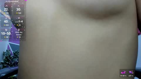 Snapshot of helen_russoo chatting on 02-22-25, 09:04 Helen online show from 02-22-25, 09:04