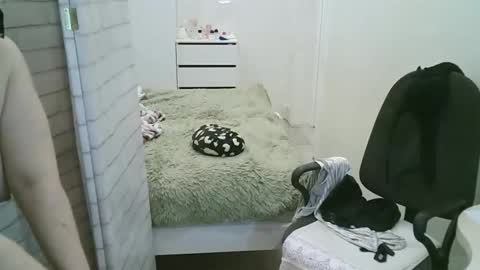 Snapshot of helen_xi chatting on 03-10-26, 05:07 Helen online show from 03-10-26, 05:07