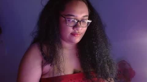 Snapshot of helena_grant chatting on 02-04-25, 05:34 Helena online show from 02-04-25, 05:34