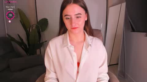 Snapshot of helena_lorente chatting on 11-06-25, 04:30 Helen online show from 11-06-25, 04:30