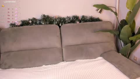 Snapshot of helena_lorente chatting on 01-10-26, 03:03 Helen online show from 01-10-26, 03:03