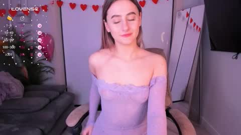 Snapshot of helena_lorente chatting on 03-12-26, 03:29 Helen online show from 03-12-26, 03:29