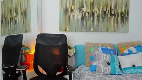Snapshot of helena_santos01 chatting on 09-27-25, 11:04 Helena Santos online show from 09-27-25, 11:04