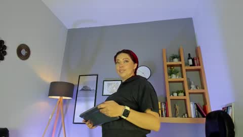 Helena online show from 01-06-26, 09:57