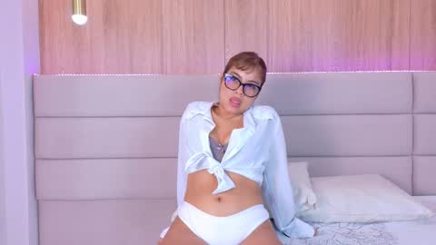 helenafoumier online show from 02-28-26, 10:33