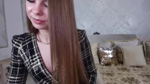 Helen online show from 02-10-25, 12:08