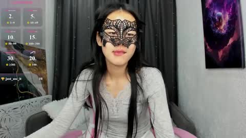 Hi I am Helen online show from 03-31-26, 02:13
