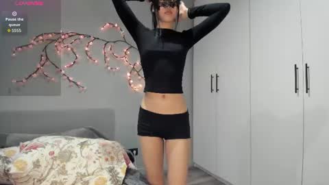 Hi I am Helen online show from 07-23-26, 02:42