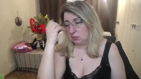 helenenigma online show from 02-21-25, 04:40