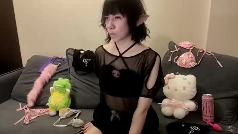 Helen online show from 05-21-26, 04:03