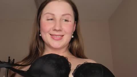 Helen online show from 03-27-26, 08:26