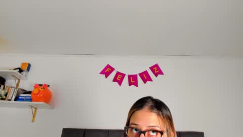 Helen or Hells online show from 03-01-25, 05:38