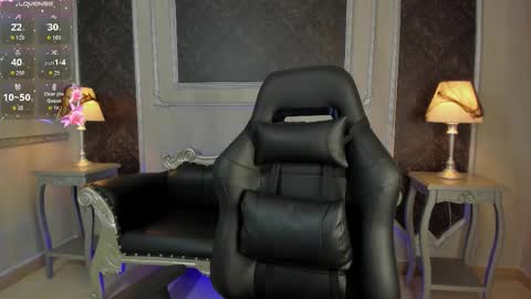 Helen or Hells online show from 10-16-25, 12:28