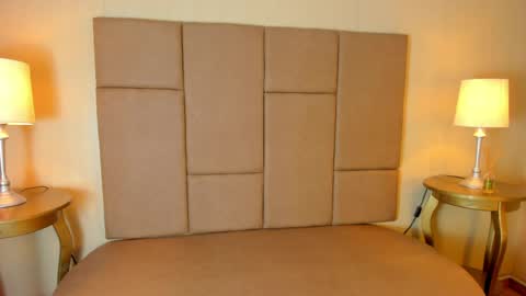 Helen or Hells online show from 04-13-26, 01:16