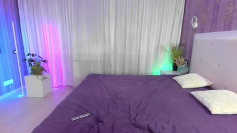 Helen online show from 12-17-24, 08:32