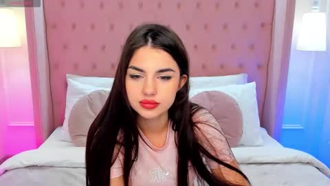 Snapshot of helentiny chatting on 11-13-25, 01:32 Helen online show from 11-13-25, 01:32